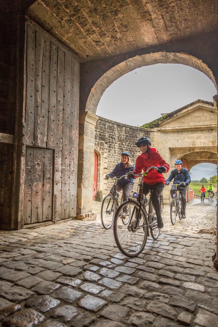 BICYCLE_FR_tunnel