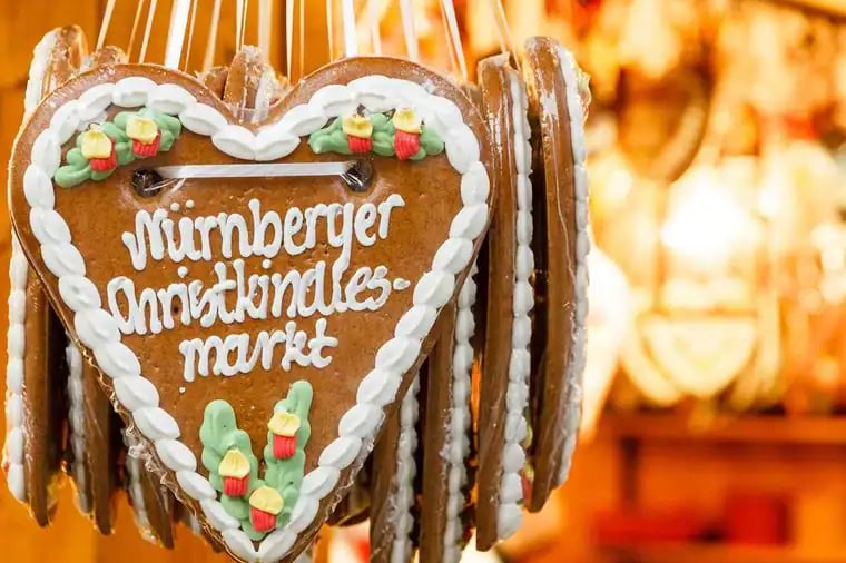 christmasmarketsdanube_nuremberg_gingerbread_ss_187961957_gallery-1