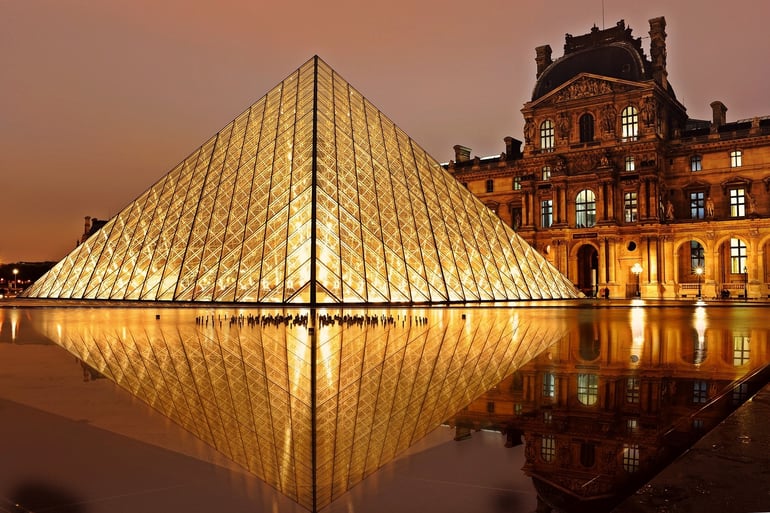 louvre-102840.jpg